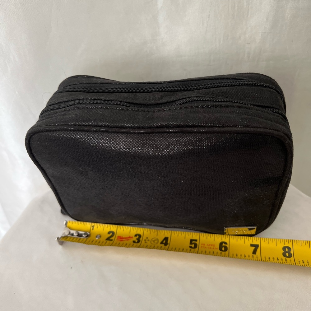 Dior Beauty Cosmetic Makeup Bag - Picture 7 of 9